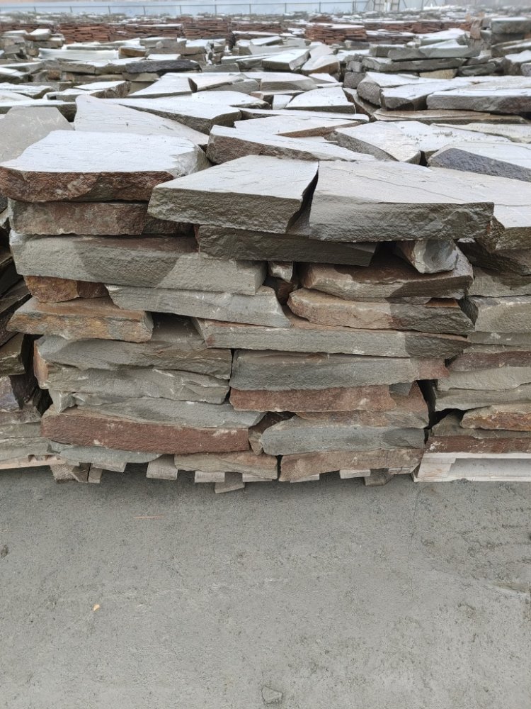 Плитняк песчаник серо-зелёный для мощения 60-65 мм купить в Верхнем Уфалее