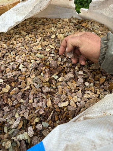 Златолит персиковый декоративная каменная крошка купить в Верхнем Уфалее