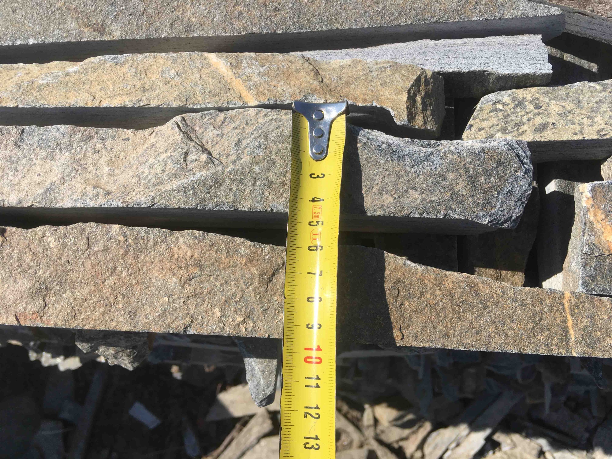 Горбушка златолит мультиколор для облицовки купить в Верхнем Уфалее