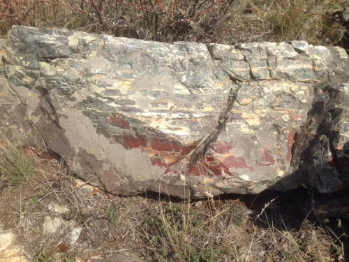 Гигантские зелёные валуны для ландшафтного дизайна весом более 5 тонн купить в Верхнем Уфалее