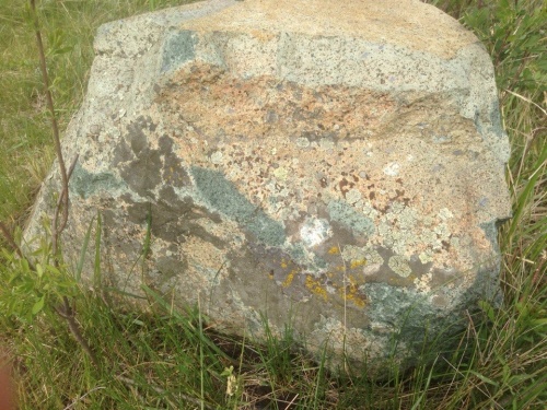 Гигантские зелёные валуны для ландшафтного дизайна весом более 5 тонн купить в Верхнем Уфалее