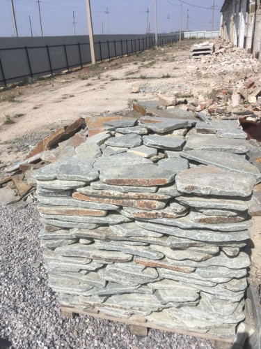 Златолит серебристый галтованный для лестниц купить в Верхнем Уфалее