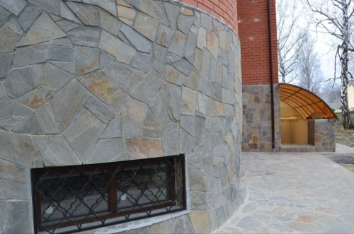 Плитняк златолит Уральский для цоколя, отмостки купить в Верхнем Уфалее